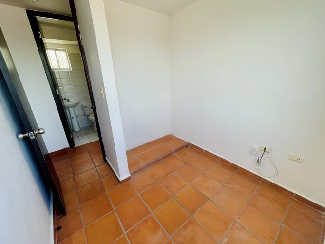Apartamento de 3 alcobas en venta en Santander, Villa del Rosario, 50 m² · foto 10 de 17