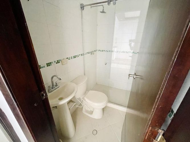 Casa de 3 alcobas en venta en Ub. Portal De Los Alcaceres, Villa del Rosario, 90 m² · foto 5 de 9