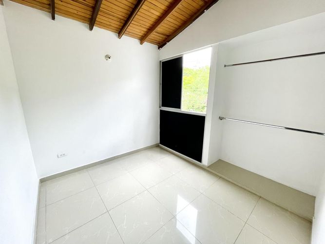 Casa de 3 alcobas en venta en Bellavista, Villa del Rosario, 58 m² · foto 2 de 14