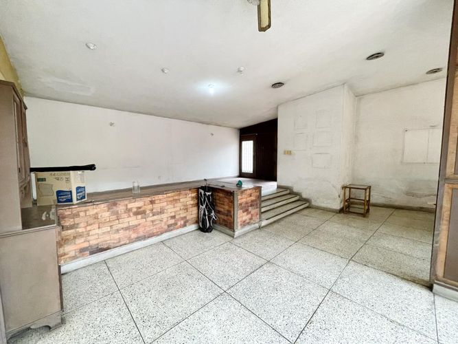 Casa de 5 alcobas en venta en Lleras Restrepo, Cúcuta, 350 m² · foto 2 de 13