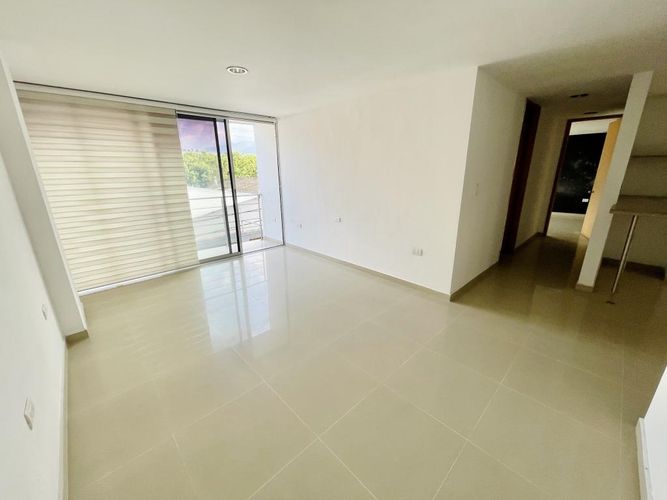 Apartamento de 2 alcobas en venta en La Floresta, Los Patios, 90 m² · foto 11 de 12