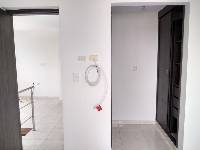 Apartamento de 3 alcobas en venta en La Floresta, Los Patios, 92 m² · foto 14 de 23