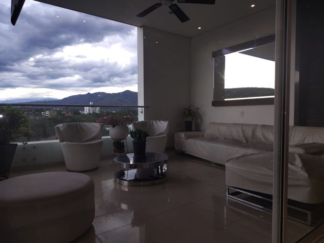 Apartamento de 4 alcobas en venta en La Floresta, Los Patios, 283 m² · foto 11 de 24