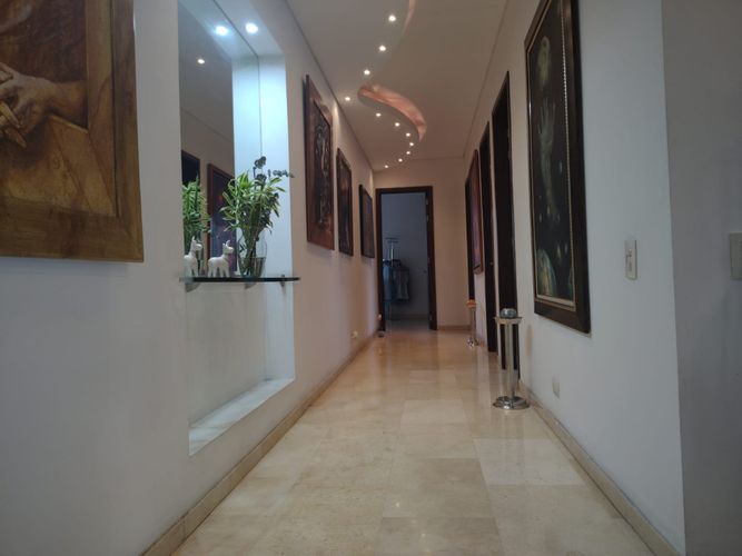 Apartamento de 4 alcobas en venta en La Floresta, Los Patios, 283 m² · foto 13 de 24