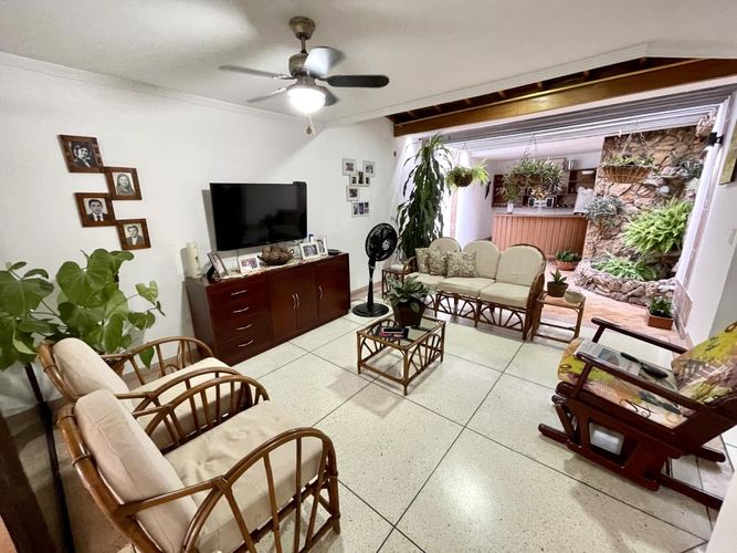 Casa en venta en La Riviera, Cúcuta · foto 8 de 24