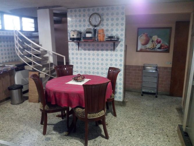 Casa de 3 alcobas en venta en Centro, Cúcuta, 315 m² · foto 2 de 12