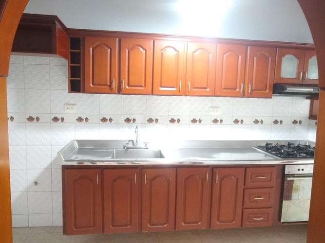 Casa de 4 alcobas en venta en Ceiba Ii, Cúcuta, 160 m² · foto 3 de 24