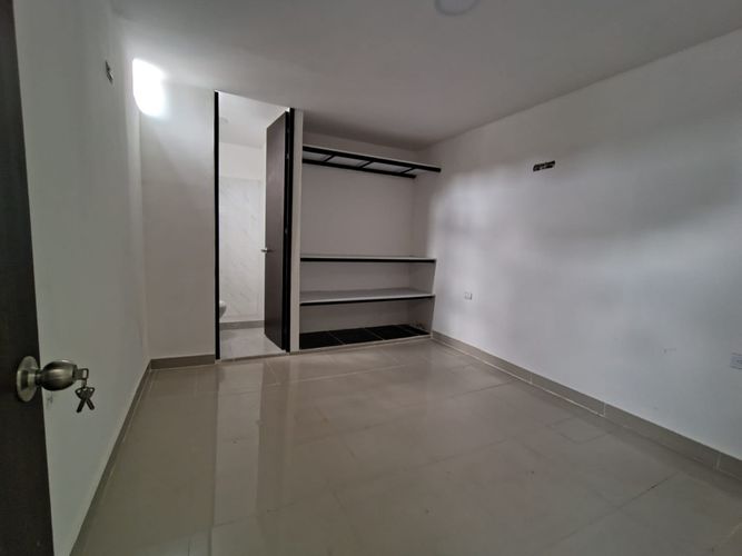 Apartamento de 4 alcobas en venta en 11 De Noviembre, Los Patios, 100 m² · foto 8 de 18