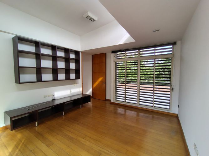 Casa de 5 alcobas en venta en La Riviera, Cúcuta, 332 m² · foto 8 de 24