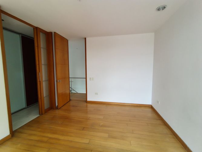 Casa de 5 alcobas en venta en La Riviera, Cúcuta, 332 m² · foto 17 de 24