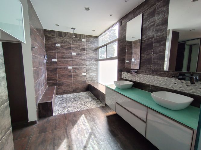 Casa de 5 alcobas en venta en La Riviera, Cúcuta, 332 m² · foto 20 de 24