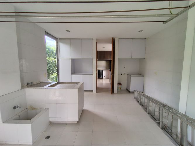Casa de 5 alcobas en venta en La Riviera, Cúcuta, 332 m² · foto 23 de 24