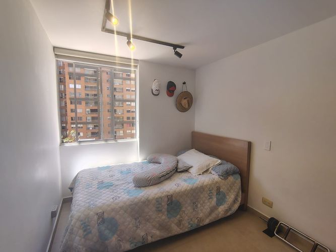 Apartamento de 3 alcobas en arriendo en El Poblado, Medellín, 84 m² · foto 13 de 18