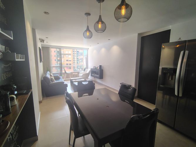 Apartamento de 3 alcobas en arriendo en El Poblado, Medellín, 84 m² · foto 4 de 18