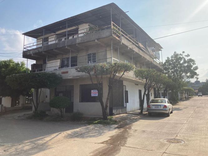 Casa de 14 alcobas en venta en Trigal Del Norte, Cúcuta, 418 m² · foto 3 de 3