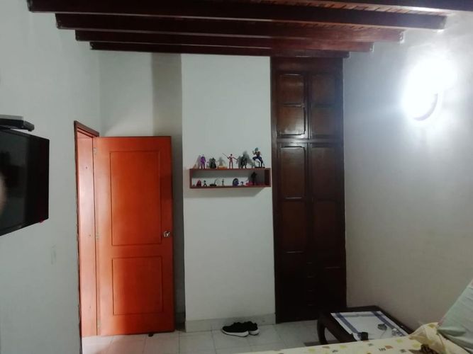 Casa de 6 alcobas en venta en San Eduardo, Cúcuta, 193 m² · foto 7 de 21