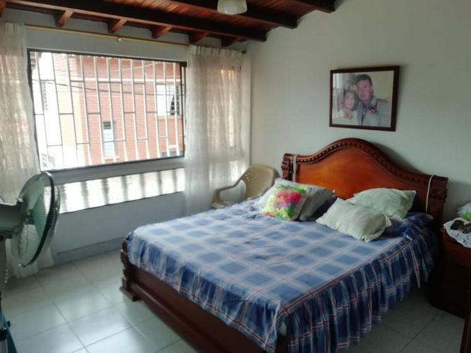 Casa de 6 alcobas en venta en San Eduardo, Cúcuta, 193 m² · foto 19 de 21