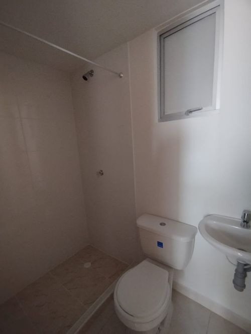 Apartamento de 3 alcobas en venta en Patios Centro, Los Patios, 53 m² · foto 8 de 8