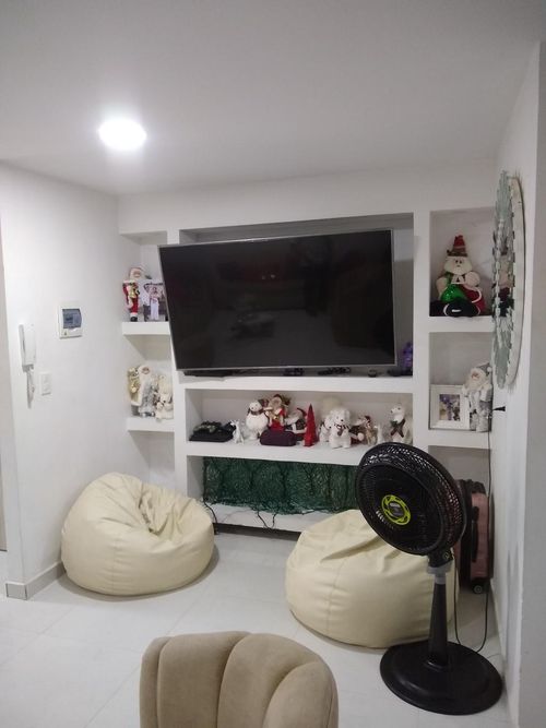 Casa de 3 alcobas en venta en Cr. Vizcaya, Los Patios, 54 m² · foto 3 de 13