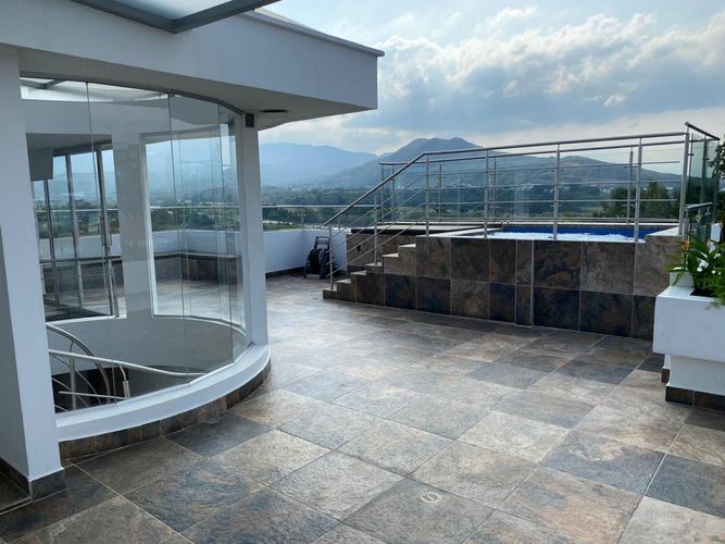 Casa de 3 alcobas en venta en La Floresta, Los Patios, 400 m² · foto 3 de 24