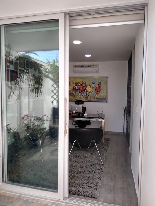 Casa de 4 alcobas en venta en Colinas De Vista Hermosa, Villa del Rosario, 500 m² · foto 2 de 24
