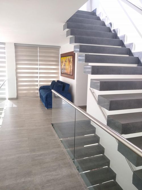 Casa de 4 alcobas en venta en Colinas De Vista Hermosa, Villa del Rosario, 500 m² · foto 19 de 24