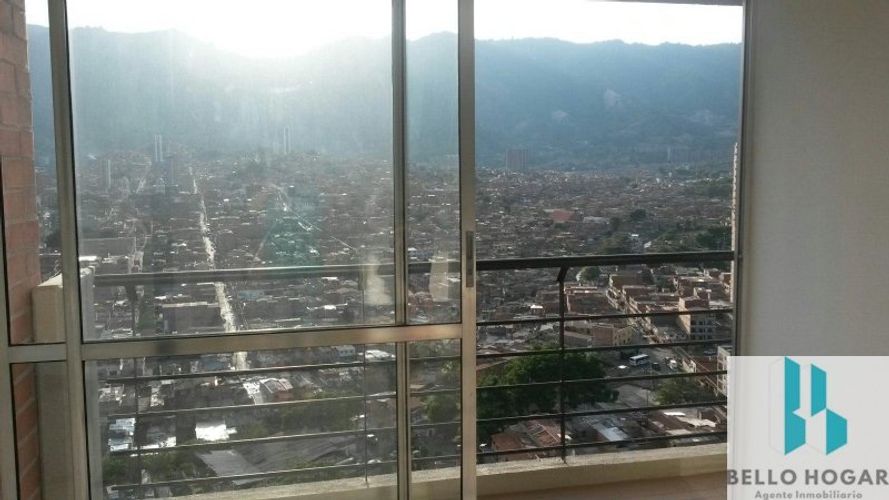 Apartamento de 2 alcobas en venta en Niquia, Bello, 56 m² · foto 5 de 13