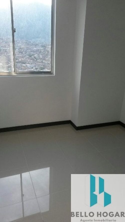 Apartamento de 2 alcobas en venta en Niquia, Bello, 56 m² · foto 8 de 13