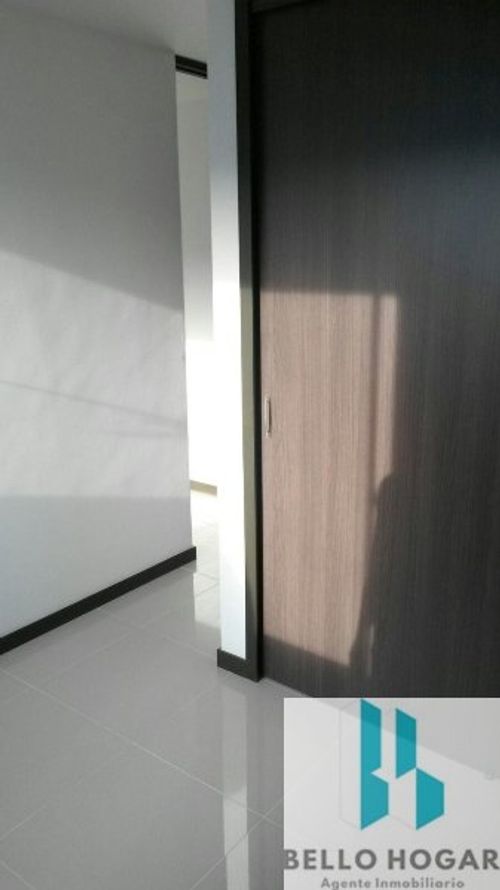 Apartamento de 2 alcobas en venta en Niquia, Bello, 56 m² · foto 9 de 13