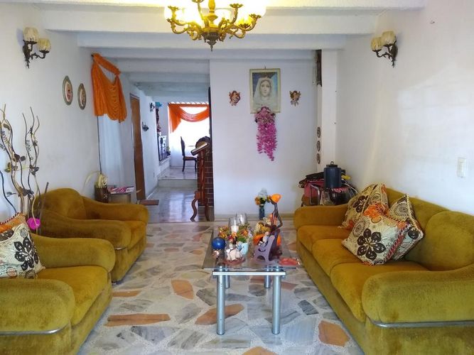 Casa de 3 alcobas en venta en Los Acacios, Cúcuta, 250 m² · foto 4 de 19