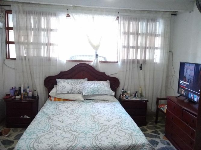 Casa de 3 alcobas en venta en Los Acacios, Cúcuta, 250 m² · foto 18 de 19