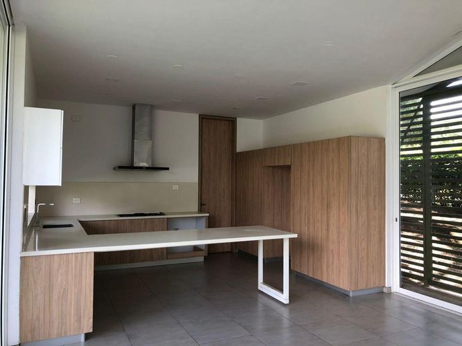 Casa de 4 alcobas en venta en Trapiches Ii, Villa del Rosario, 257 m² · foto 2 de 19