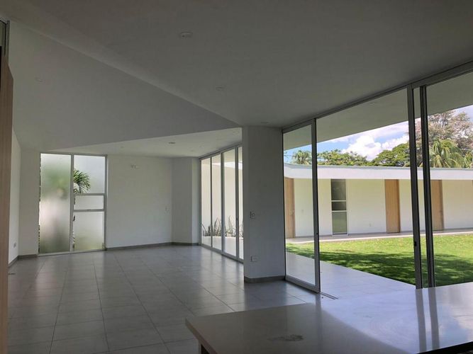 Casa de 4 alcobas en venta en Trapiches Ii, Villa del Rosario, 257 m² · foto 9 de 19