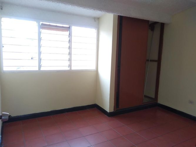 Casa de 4 alcobas en venta en Lleras Restrepo, Cúcuta, 170 m² · foto 15 de 22