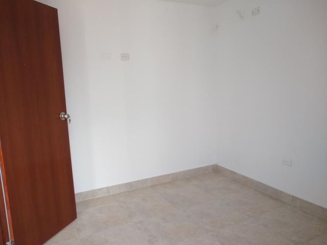 Casa de 3 alcobas en venta en Lomitas, Villa del Rosario, 54 m² · foto 12 de 18