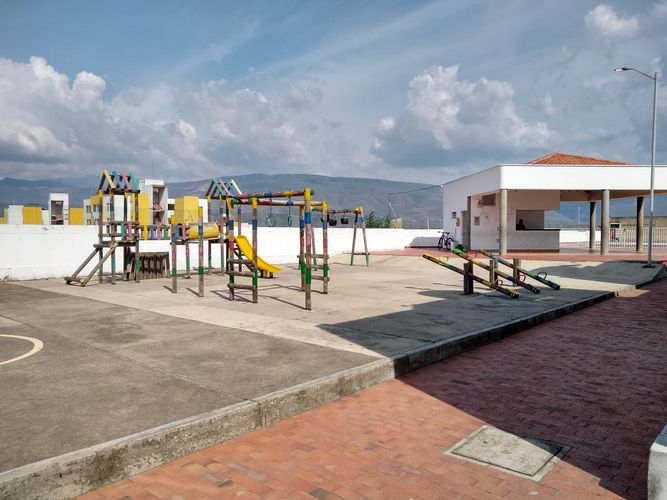 Casa de 3 alcobas en venta en Lomitas, Villa del Rosario, 54 m² · foto 16 de 18