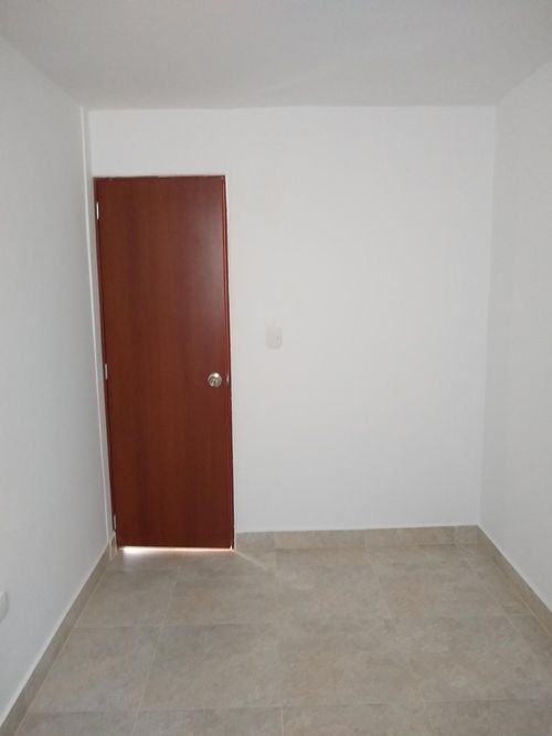 Casa de 3 alcobas en venta en Lomitas, Villa del Rosario, 54 m² · foto 8 de 19