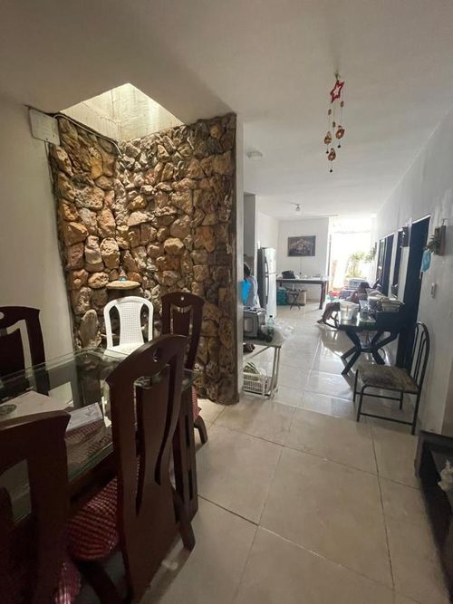 Casa de 7 alcobas en venta en San Martin Ii, Cúcuta, 240 m² · foto 2 de 18