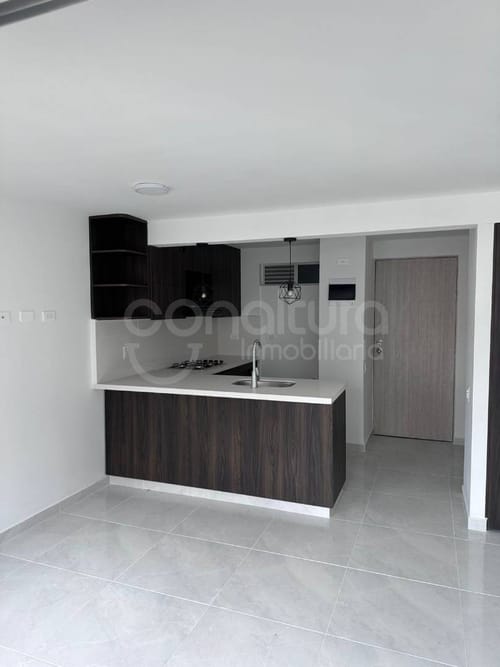 Apartamento de 3 alcobas en venta en Niquia, Bello, 56 m² · foto 2 de 16
