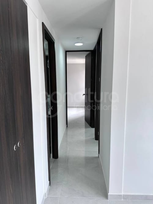 Apartamento de 3 alcobas en venta en Niquia, Bello, 56 m² · foto 5 de 16