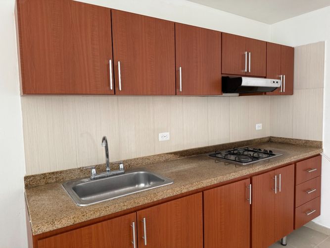 Casa de 3 alcobas en venta en La Floresta, Los Patios, 120 m² · foto 2 de 24