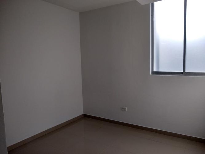 Apartamento de 3 alcobas en venta en La Floresta, Los Patios, 75 m² · foto 10 de 15