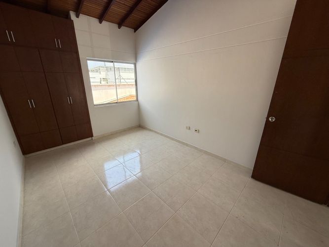Casa de 3 alcobas en venta en La Floresta, Los Patios, 120 m² · foto 17 de 24