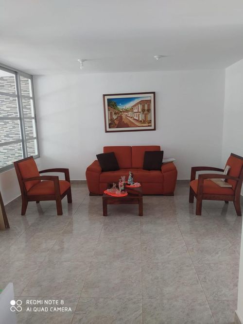 Casa de 3 alcobas en venta en Prados Del Este, Cúcuta, 184 m² · foto 3 de 24