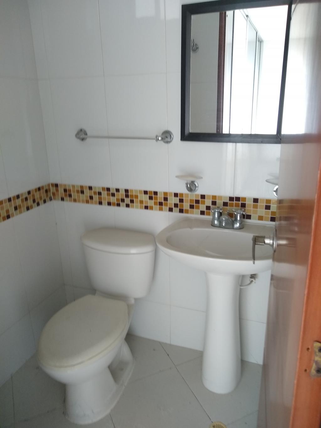 Apartamento en venta en La Riviera, Cúcuta · foto 6 de 24