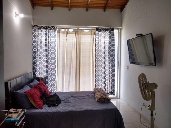 Casa de 3 alcobas en venta en Lomitas, Villa del Rosario, 146 m² · foto 10 de 13