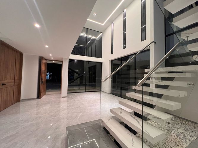 Casa de 3 alcobas en venta en Malibu Country Club, Villa del Rosario, 360 m² · foto 2 de 19