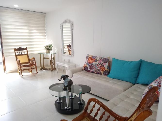 Casa de 3 alcobas en venta en Prados Del Este, Cúcuta, 92 m² · foto 2 de 17