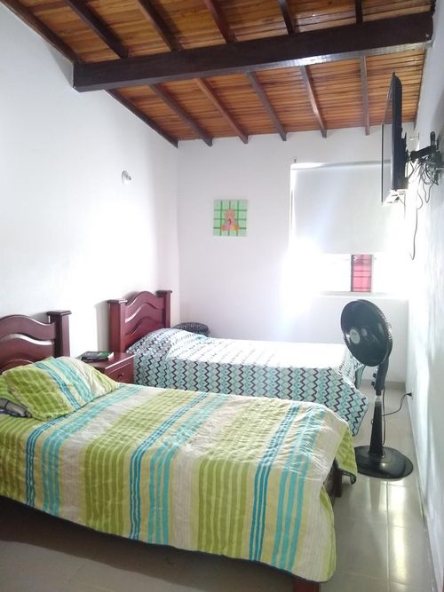 Casa de 3 alcobas en venta en Prados Del Este, Cúcuta, 92 m² · foto 16 de 17