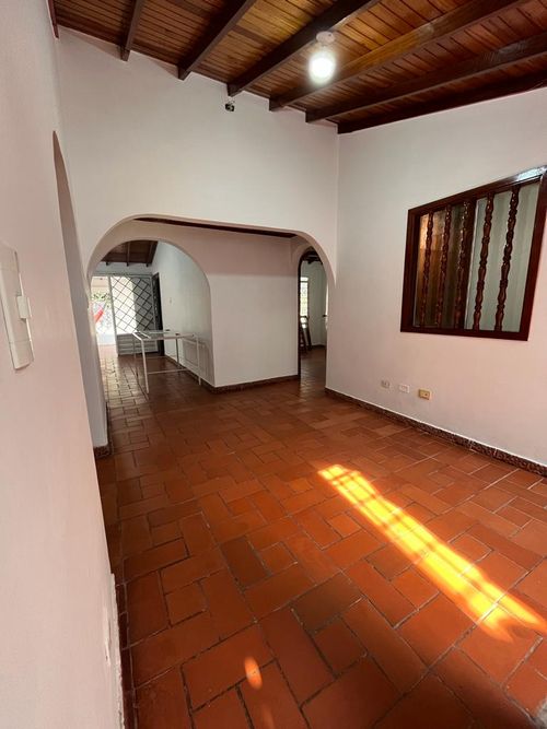 Casa de 2 alcobas en venta en Villas De Sevilla, Villa del Rosario, 115 m² · foto 2 de 11